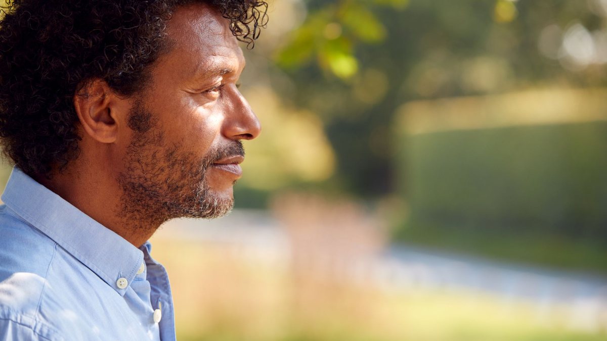 Plataforma de saúde online identificou baixa porcentagem de atendimentos ao público masculino em todas as idades - Envato