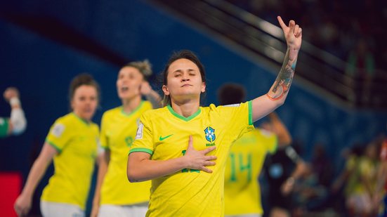 As jogadoras da equipe brasileira venceram Portugal por 3 a 0 e faturaram a primeira edição da competição de futsal sob chancela da Fifa - Fabio Souza / CBF