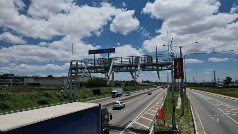 O pedágio foi implementado na pista expressa da rodovia entre os quilômetros 231 e 204 - Reprodução/CCR RioSP