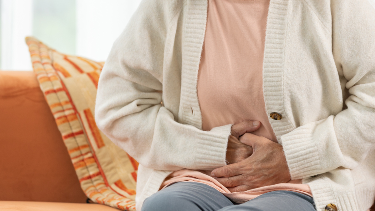 A partir dos 60 anos, as chances de desenvolver a infecção podem chegar a 50% em mulheres - Foto: Adobe Stock