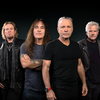 A banda Iron Maiden é composta por Bruce Dickinson (vocal), Steve Harris (baixo), Simon Dawson (bateria) e os guitarristas Dave Murray, Adrian Smith e Janick Gers. - Foto: Divulgação