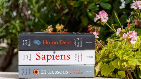 Harari é autor dos livros 'Sapiens: Uma Breve História da Humanidade', 'Homo Deus: Uma Breve História do Amanhã' e '21 Lições para o Século 21' - Adobe Stock