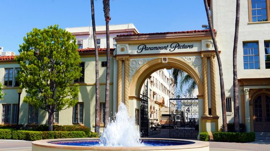 A Paramount alega que sua proposta dará mais US$ 18 bilhões aos acionistas em relação à oferta anunciada pela Netflix - Hannah Wernecke / Unsplash