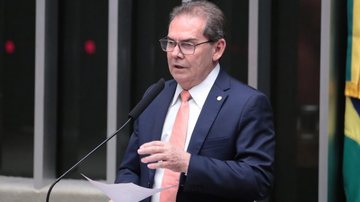 Efeitos da proposta podem reduzir o tempo de prisão do ex-presidente Jair Bolsonaro (PL) para dois anos e quatro meses, segundo o relator - Bruno Spada/Câmara dos Deputados