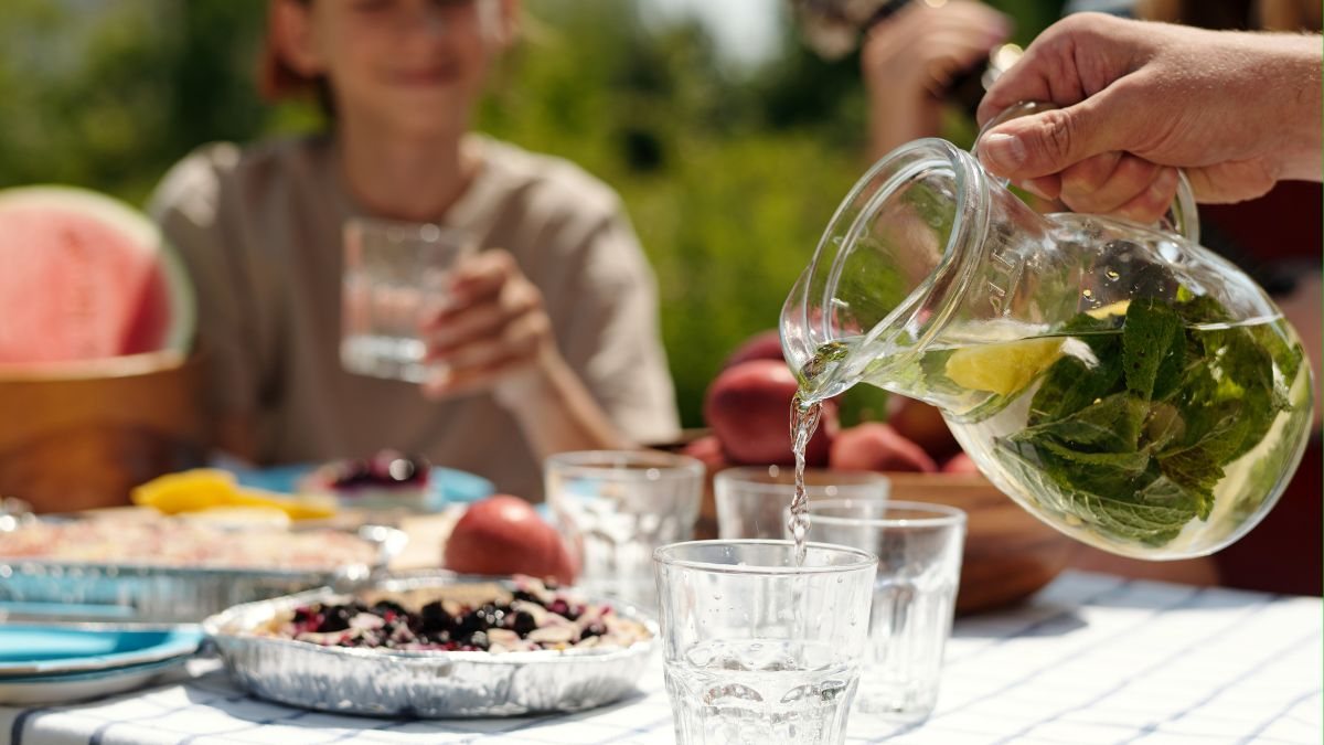 Essa combinação de abundância e custo mais baixo ajuda a explicar por que se torna presença constante no verão - Foto: Envato Elements