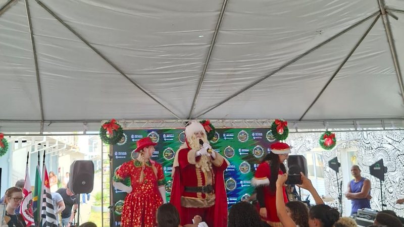 O evento "Natal Reencontro das Nações"  promovido pela prefeitura visa integrar a população de vulneráveis atendidas em São Paulo - Marcel Naves/Portal Viva
