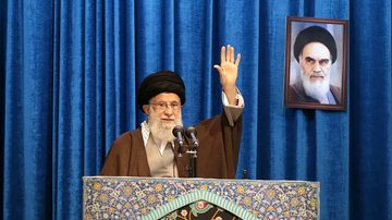 Em  discurso à nação, Khamenei  culpou  Trump “tanto pelas vítimas quanto pelos danos” durante os protestos antigovernamentais - Reuters/OFFICIAL KHAMENEI WEBSITE
