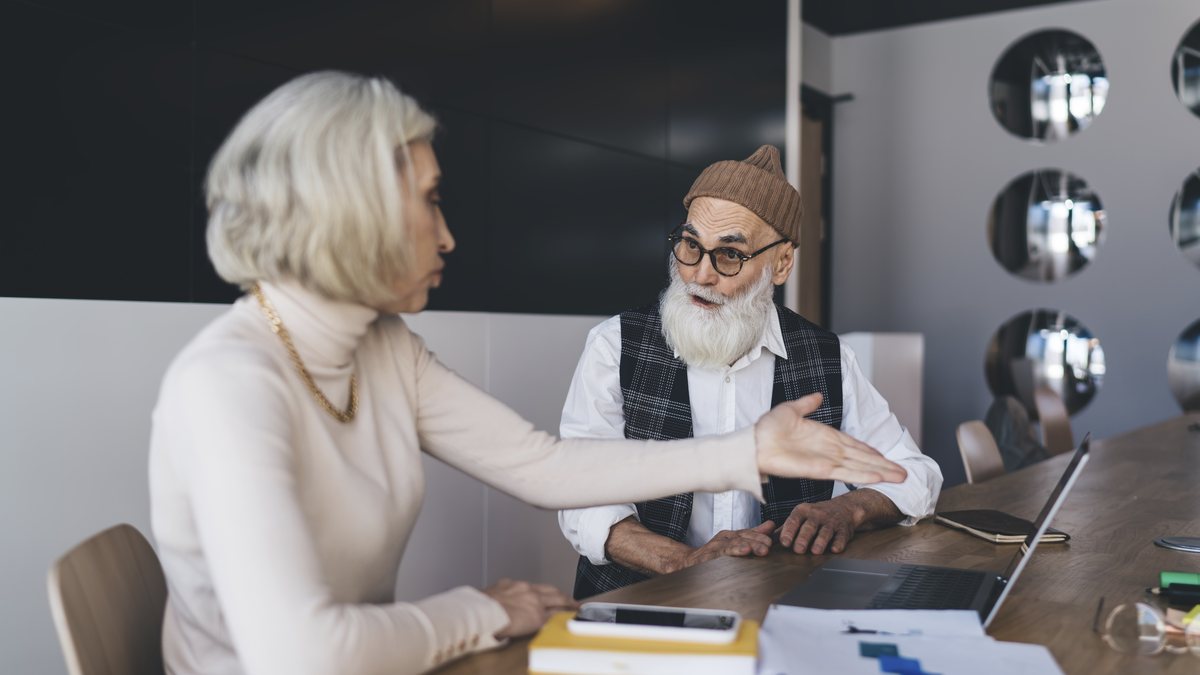 Principal desafio para os aposentados não está apenas no valor da renda, mas na ausência de informação ao longo da vida - Envato