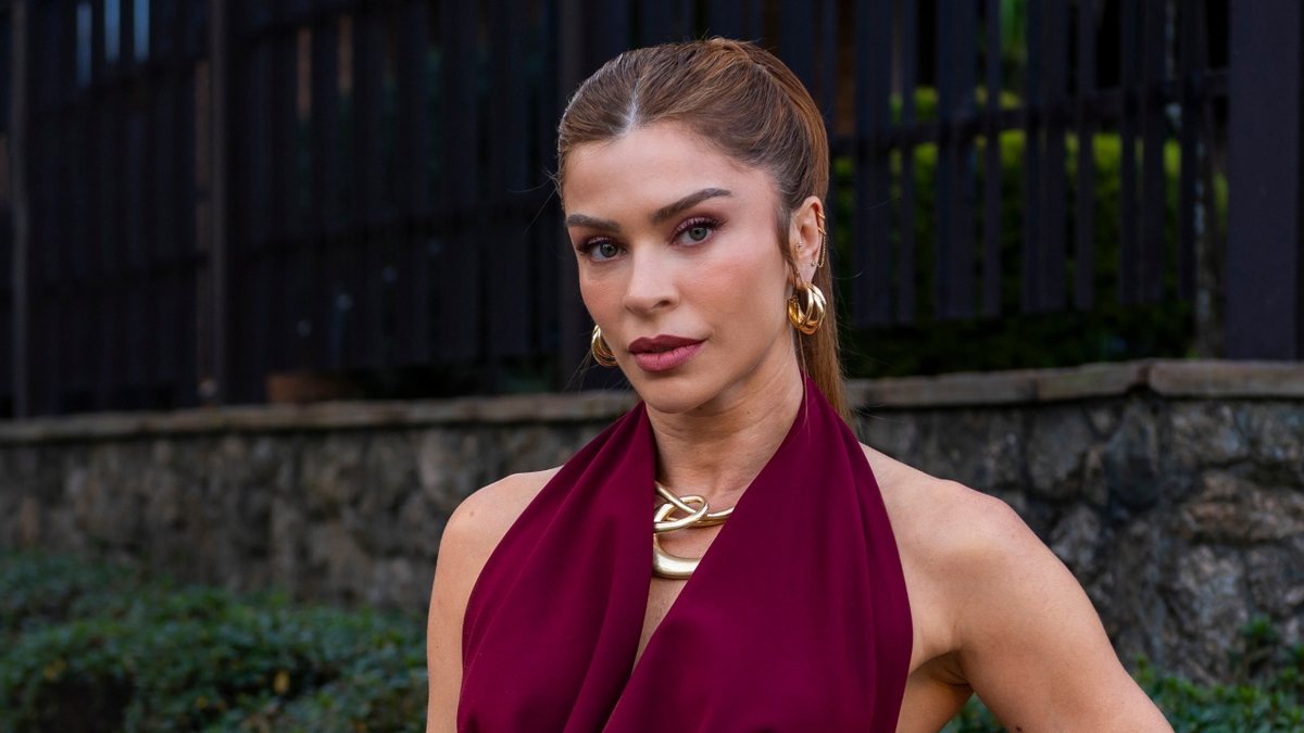 Grazi Massafera afirmou à revista Quem que está vivendo um momento de celibato - Divulgação/Globo