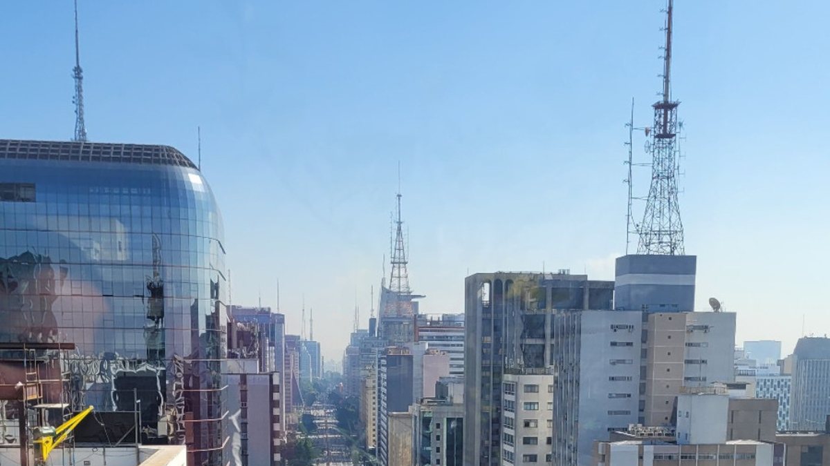 A Avenida Paulista, marco da cidade, que neste domingo comemora 472 anos de muita história e  transformação constante - Paulo Pinto/Agência Brasil