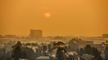Autores da pesquisa alertam que, sem medidas de adaptação, o calor tende a reduzir a jornada ativa de trabalho - Envato