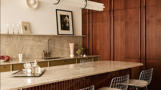 O foco está no bem-estar, no uso de texturas e em peças que criam sensação de casa vivida - Créditos: Reprodução/ @Lumens