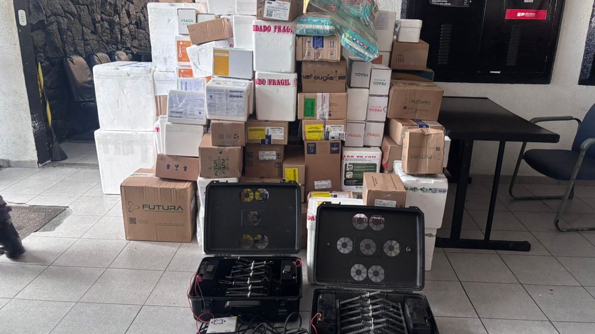 A Policia Militar de São Paulo recupera carga roubada de medicamentos de alto custo e canetas emagracedoras - Divulgação/Secretaria de Segurança Pública de São Paulo - SSP