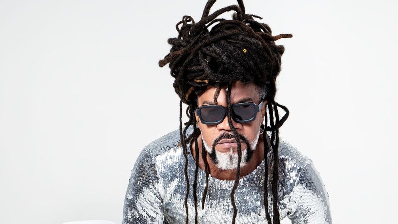 EletroCarnaBrown é uma parceria entre Carlinhos Brown e o DJ e produtor musical Deeplick - Foto: Dodô Villar