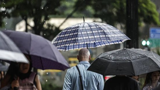 Com as mudanças no clima e o aumento das chuvas fortes, investir em drenagem eficiente se tornou uma necessidade - Créditos: Paulo Pinto/Agência Brasil