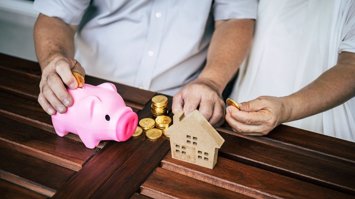 Entenda o BPC, benefício que garante renda a idosos e pessoas com deficiência de baixa renda - Freepik