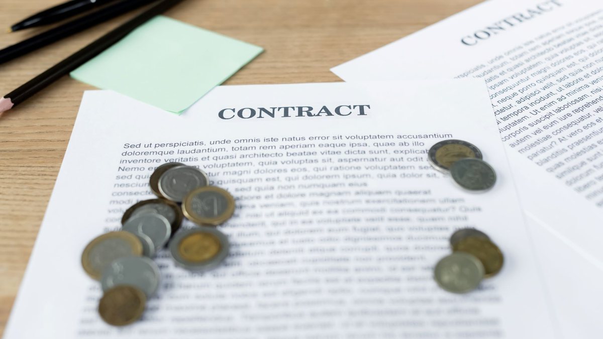 Empresas devem seguir a legislação e respeitar as diretrizes do Código de Defesa do Consumidor - Envato