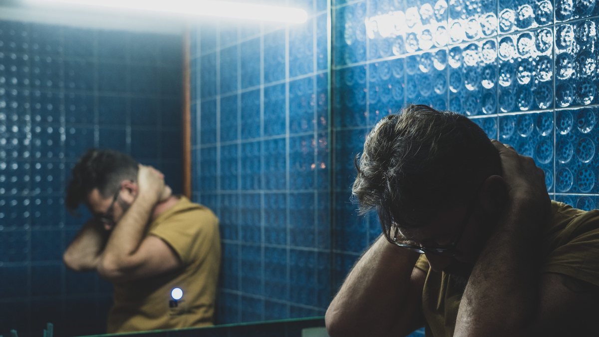 Ansiedade e depressão lideraram novamente o ranking de doenças com mais solicitações aprovadas de afastamento - Envato