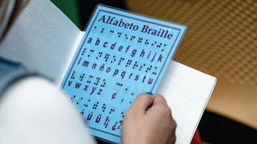O braille continua sendo indispensável mesmo em um mundo cada vez mais digital - Envato
