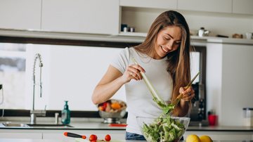 A dieta cetogênica foi experimentada pela primeira vez como tratamento para epilepsia pediátrica resistente a medicamentos, com o objetivo de minimizar as convulsões na década de 1920. - Foto: Freepik