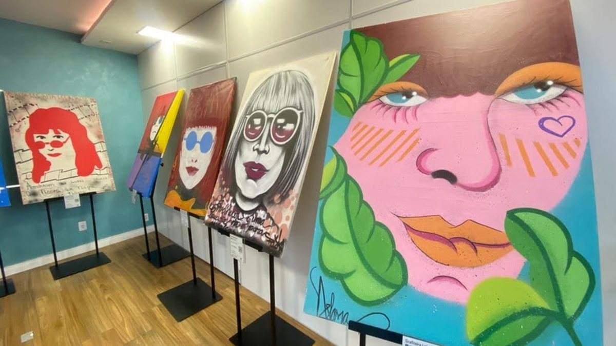 A mostra reúne 17 obras criadas por artistas grafiteiros, que transformaram canções marcantes da artista em telas - Divulgação: Shopping Light