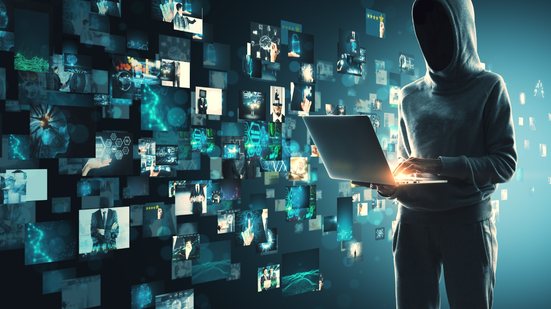 Através de vazamento de dados, criminosos podem descobrir senhas e documentos. Especialistas recomendam proteção redobrada - Envato