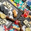 Na zona oeste, a biblioteca Alceu Amoroso Lima oferece Jogos de Tabuleiro, com o Grupo Board Games Zona Oeste - Envato