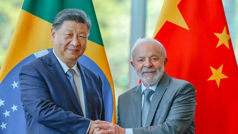 O presidente Luiz Inácio Lula da Silva e o presidente da China, Xi Jiping, concordaram em ampliar a cooperação em áreas do conhecimento - Ricardo Stuckert/PR