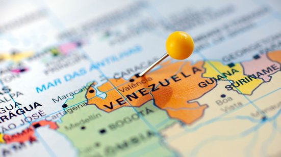 É esperada para hoje uma reunião de ministros das Relações Exteriores no âmbito da CELAC - Envato