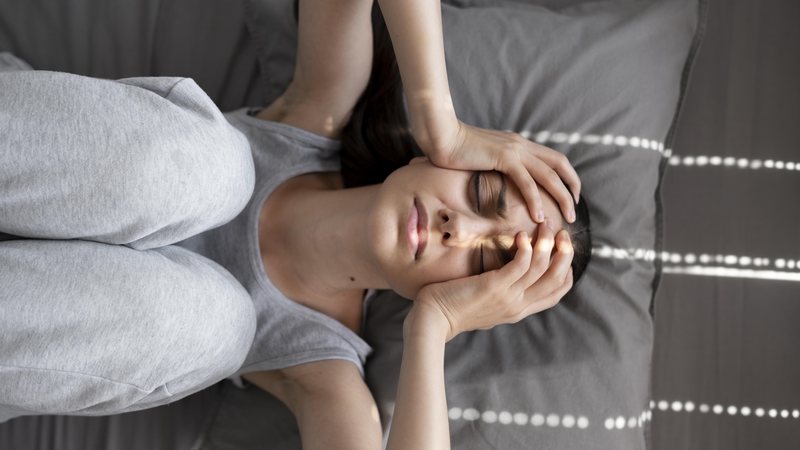 O corpo passa a reagir como se estivesse sempre em perigo, mesmo sem uma ameaça real - Foto: Freepik