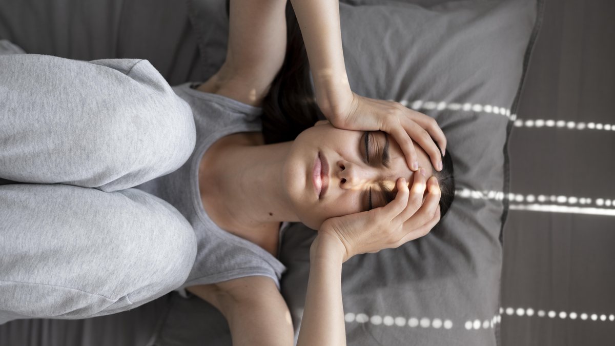 O corpo passa a reagir como se estivesse sempre em perigo, mesmo sem uma ameaça real - Foto: Freepik