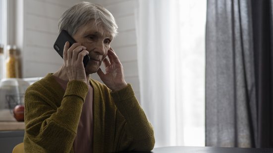 Esses sistemas testam números ativos, horários de atendimento e perfis de usuários para alimentar bases - Foto: Freepik