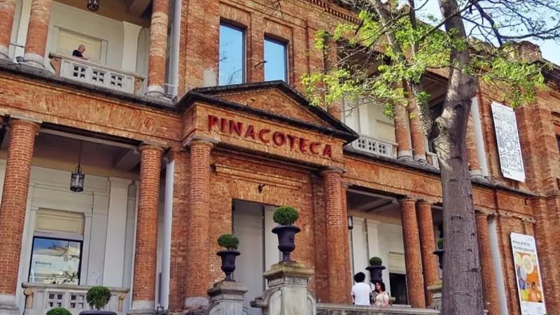 O programa reúne vantagens como ingressos gratuitos e com desconto, prioridade em atividades formativas e programação exclusiva - Divulgação