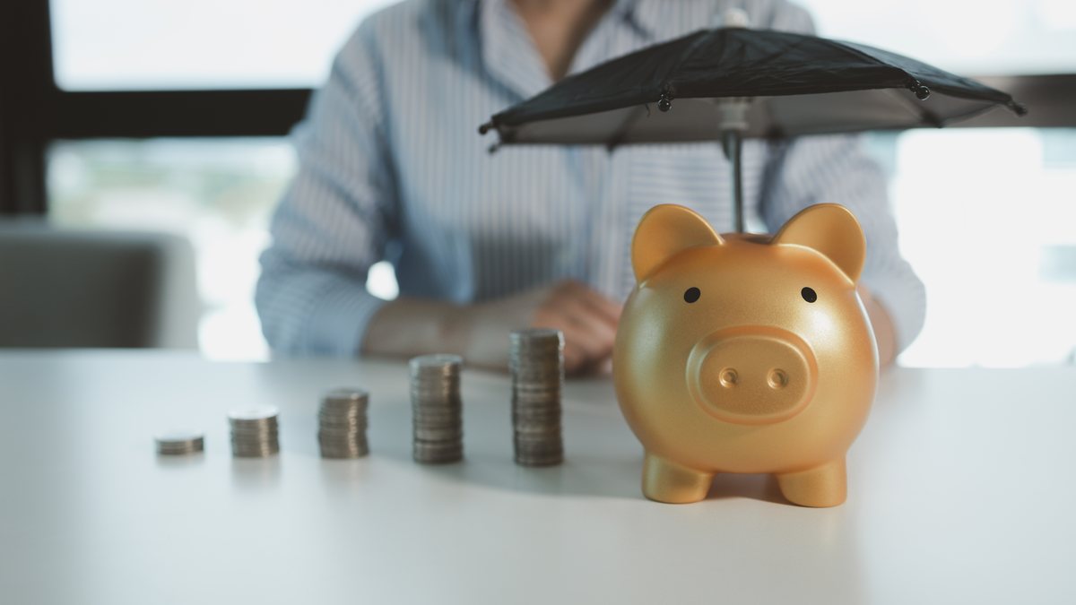 Em geral, as pessoas descobrem a existência desse tipo de seguro na hora que estão fechando o contrato - Envato