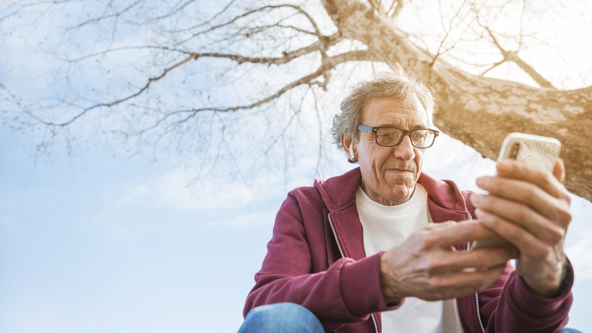 O objetivo do BPC é ajudar quem não consegue se sustentar sozinho nem com ajuda da família. - Foto: Freepik