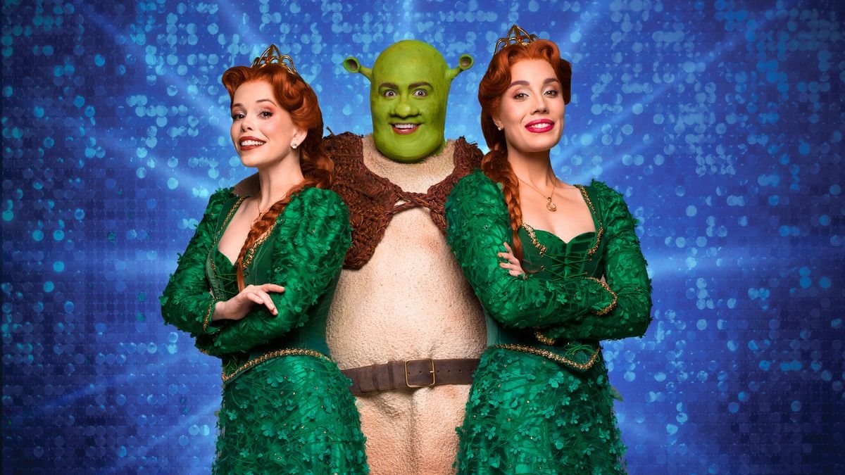 Fiona divide a cena com Shrek; Tiago Abravanel interpretará o ogro que se tornou símbolo de empatia, durante temporada de 3 meses no Teatro Renault - Divulgação