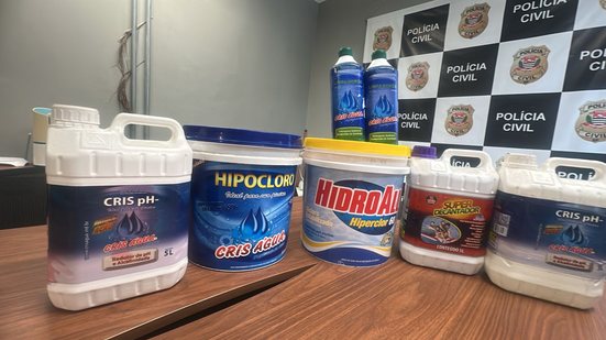 Seis pessoas foram intoxicadas e uma morreu após aula de natação; as marcas citadas pelo manobrista durante o depoimento têm registro ativo na Anvisa - Divulgação/42º Distrito Policial de SP
