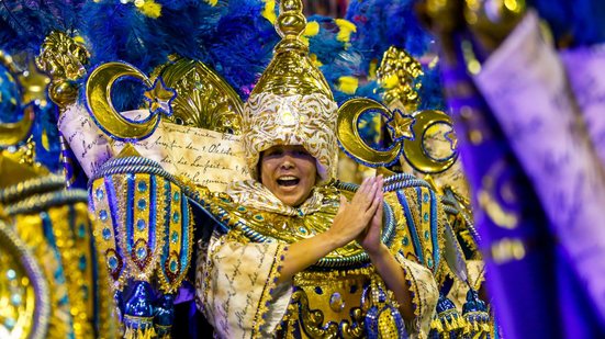 Acadêmicos do Tatuapé na apresentação de 2025. Este ano é a quarta a desfilar - Paulo Pinto / Agência Brasil