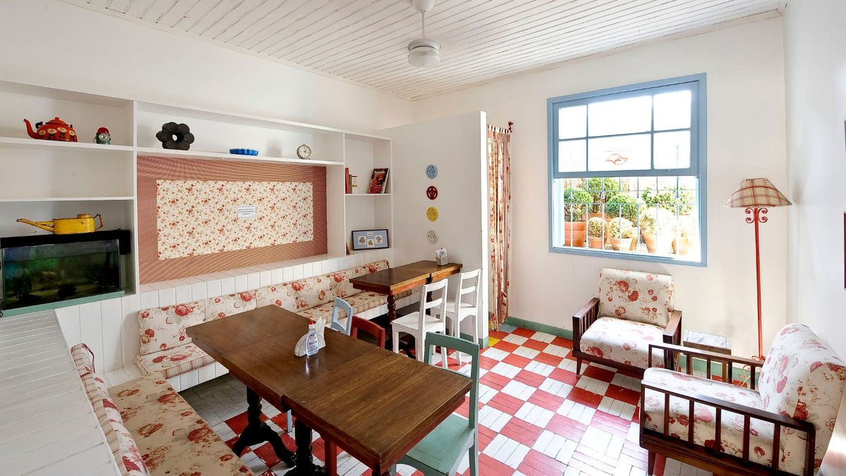 Estilo “casa de vó” tem sido adotado por cafeterias e restaurantes - Divulgação/Brigadeiro Doceria & Café