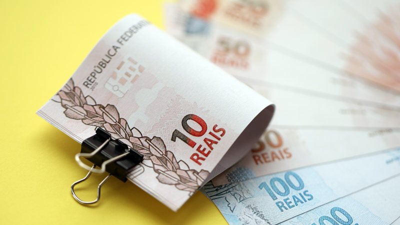 Regras visam combater o assédio comercial, fraudes e práticas abusivas na oferta do consignado - Envato