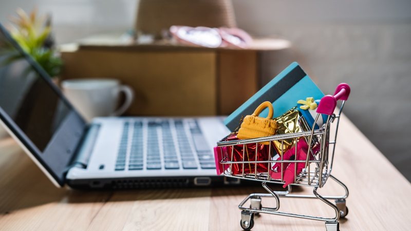 Em 2025, houve redução no volume de transações fraudulentas, segundo a Equifax - Envato