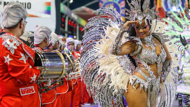 Estrela do Terceiro Milênio na apresentação de 2025. Este ano é a quinta a desfilar - Paulo Pinto / Agência Brasil