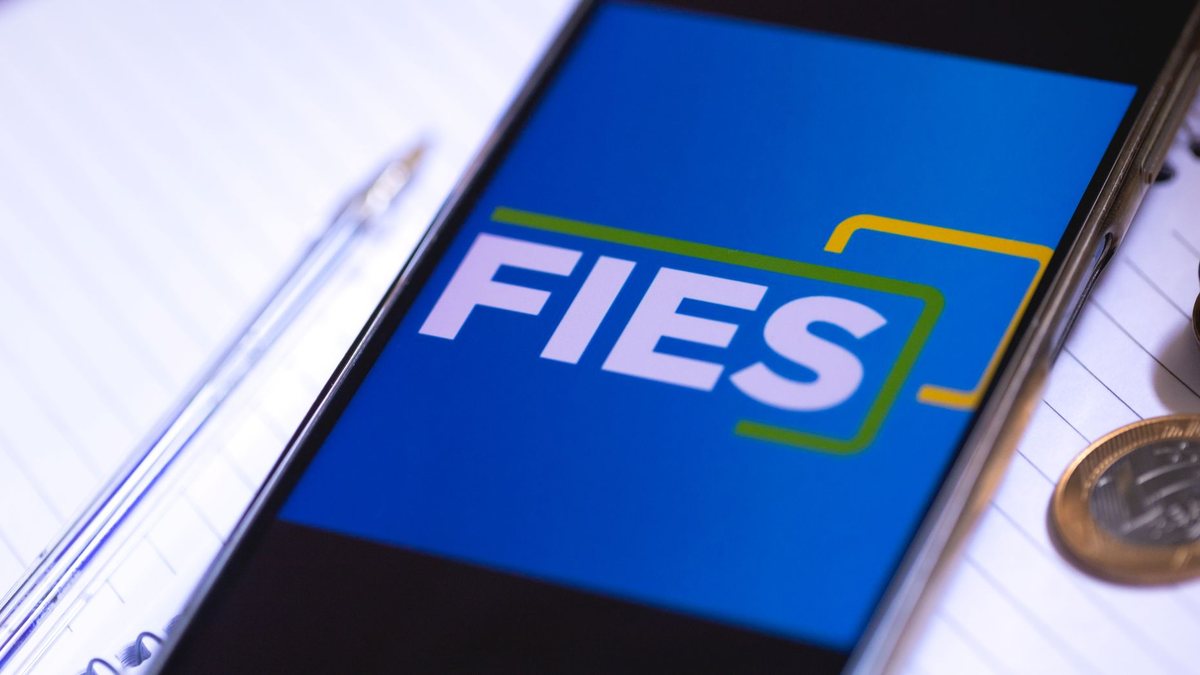 Interessados têm até 23h59 de hoje para se inscrever pelo site do Fies - Adobe Stock