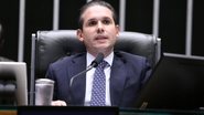 O presidente da Câmara , Hugo Motta, confirma  o deputado Paulo Azi para exercer a função de relator do  fim da escala 6x1 na CCJ - Vinicius Loures/Câmara dos Deputados