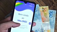 Pagamento do 13º salário do INSS costuma ocorrer em duas parcelas - Freepik