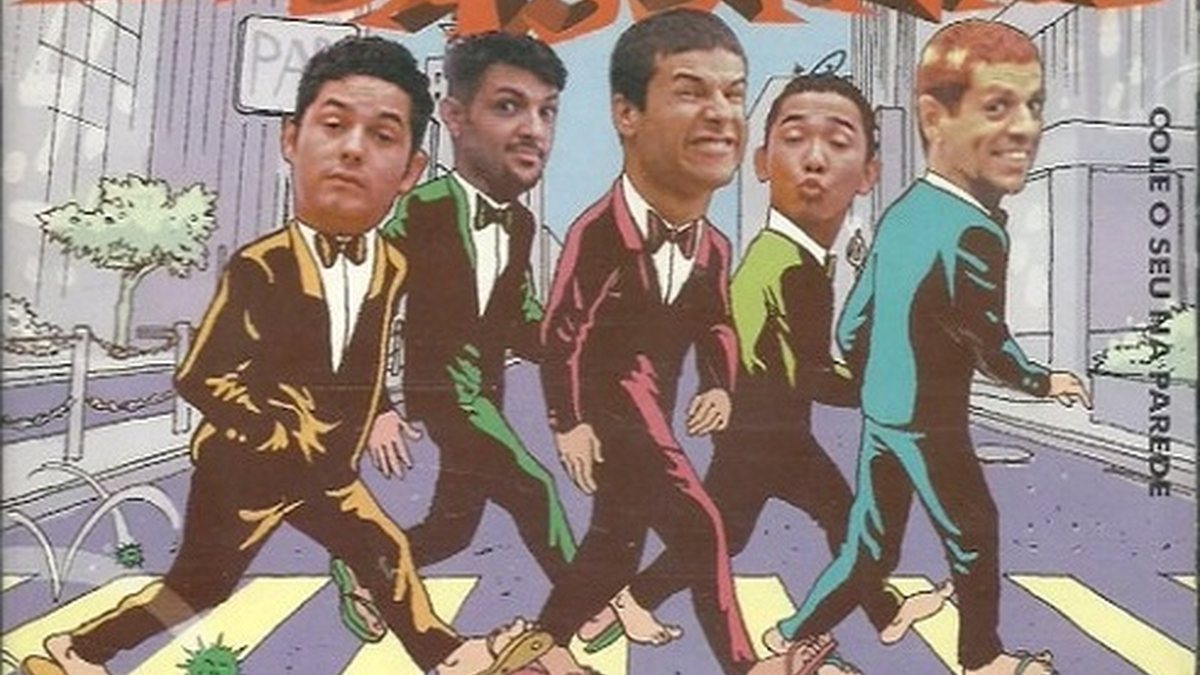 Famílias decidiram fazer a exumação para cremar os corpos; grupo morreu em acidente de avião na Serra da Cantareira - Reprodução / Capa do CD Rom do grupo