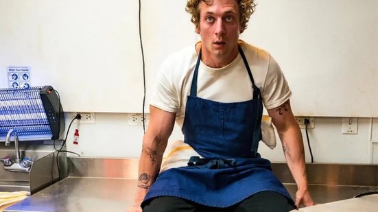 Na série O Urso,  jovem chef retorna à cidade natal para administrar o restaurante da família - Divulgação / Star+