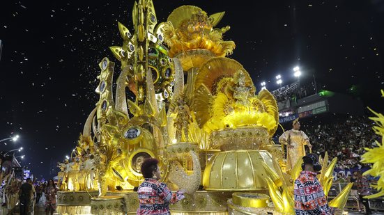 Mocidade Alegre durante o desfile da agremiação no Grupo Especial do Carnaval de São Paulo 2026 - Gil Guzzo/O Fotográfico/Estadão Conteúdo