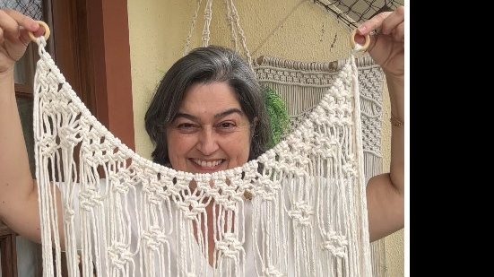 Osana Barreto estruturou um método próprio para criar peças utilizando a arte do macramê - Reprodução Instagram / @osanamacrame
