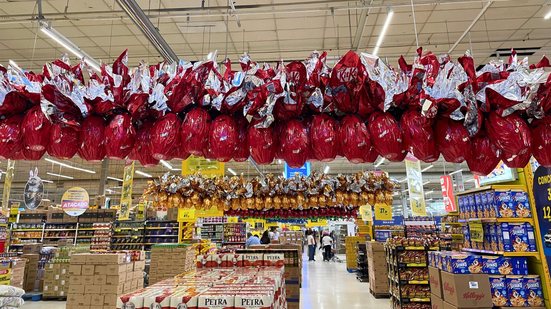 Entidade estima que  bens e serviços típicos da data devem estar 6,2% mais caros - Alexandre Barreto/VIVA